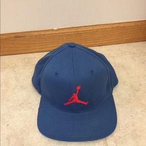 Blue Jordan fitted hat s/m